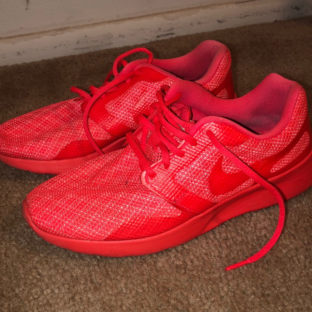 NIKE running sneakers